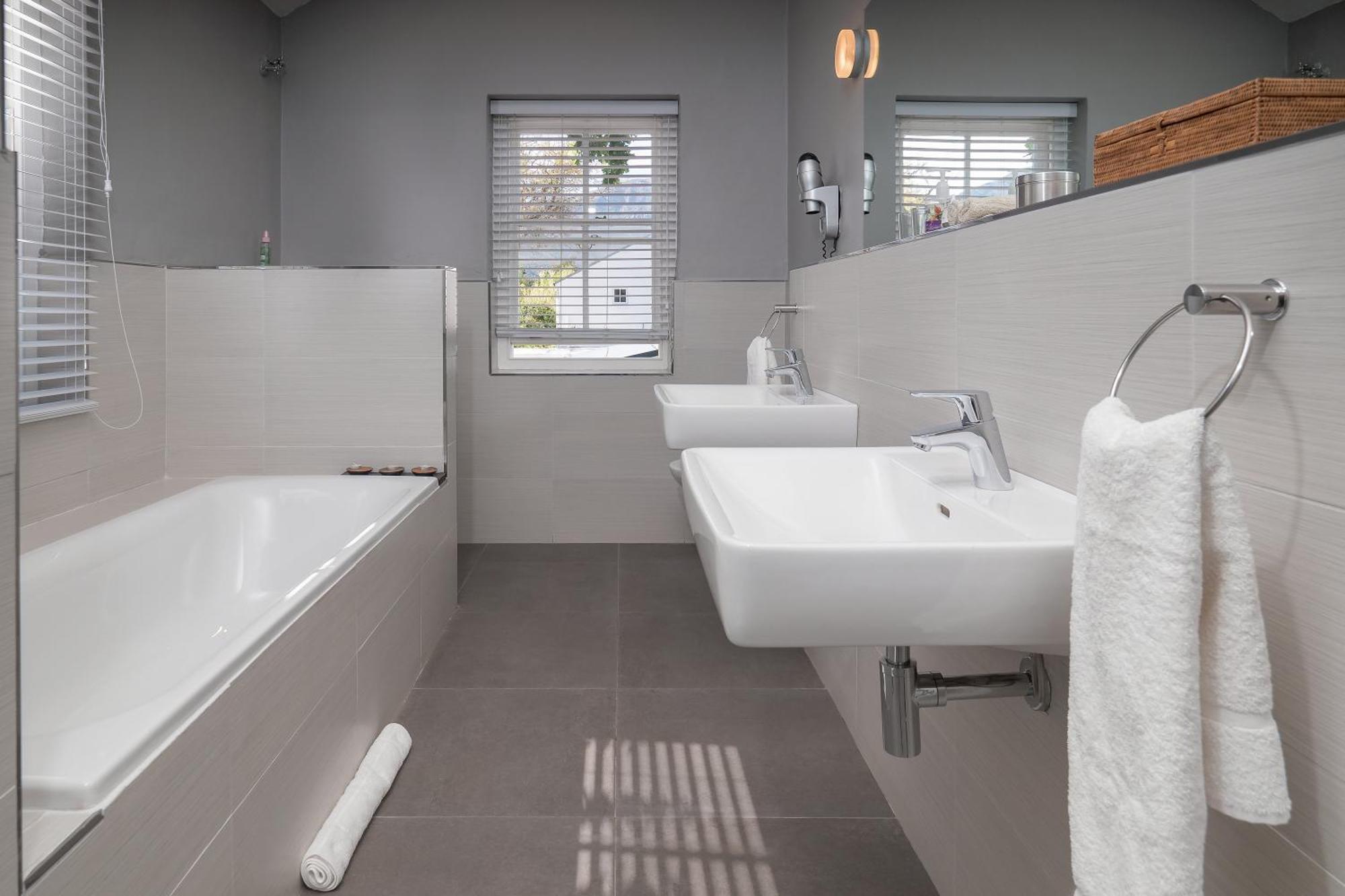 Plumwood Boutique Hotel By The Living Journey Collection Franschhoek Exterior foto